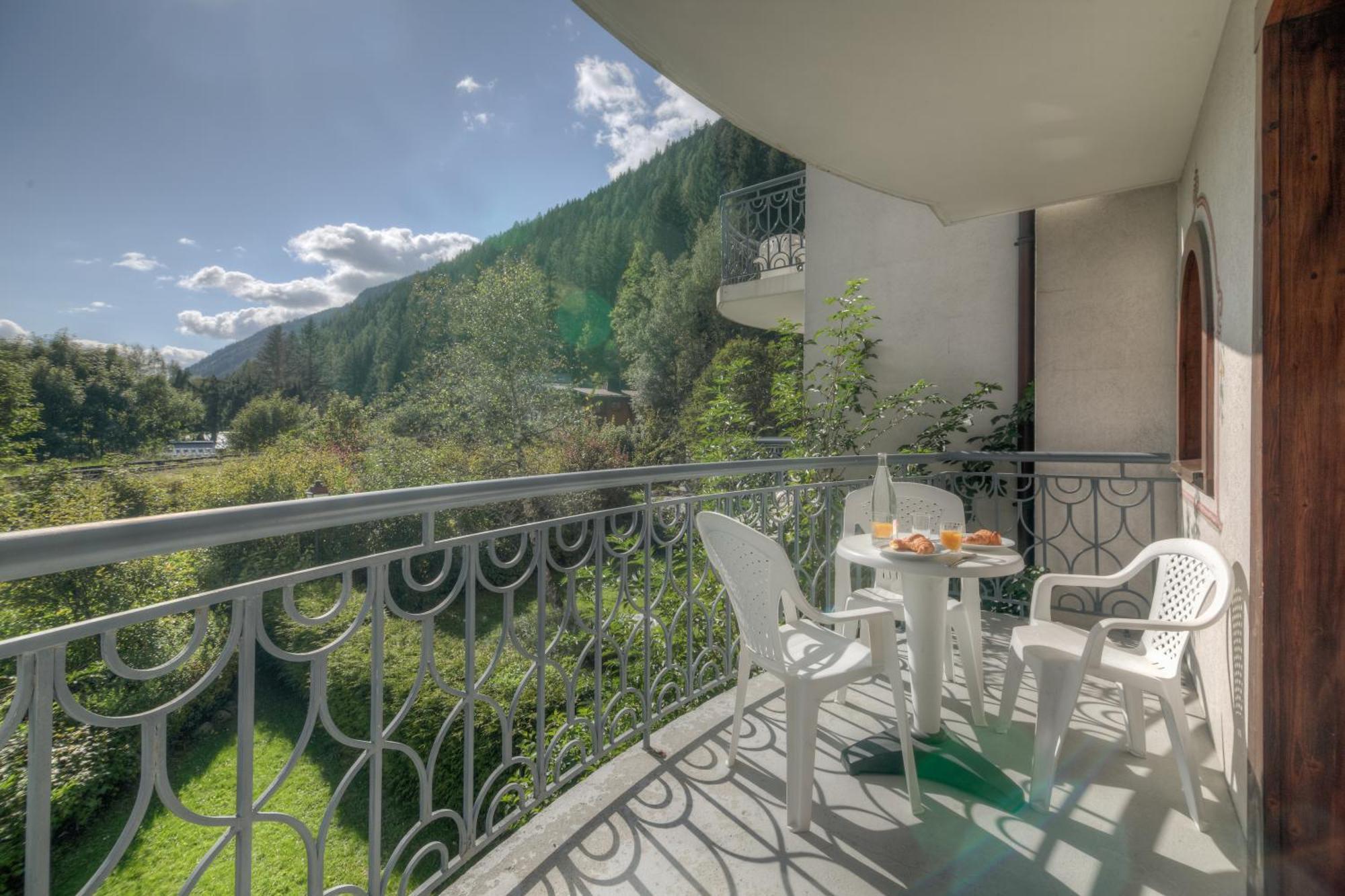 Residence Le Cristal Apartments - Happy Rentals Шамоні Екстер'єр фото