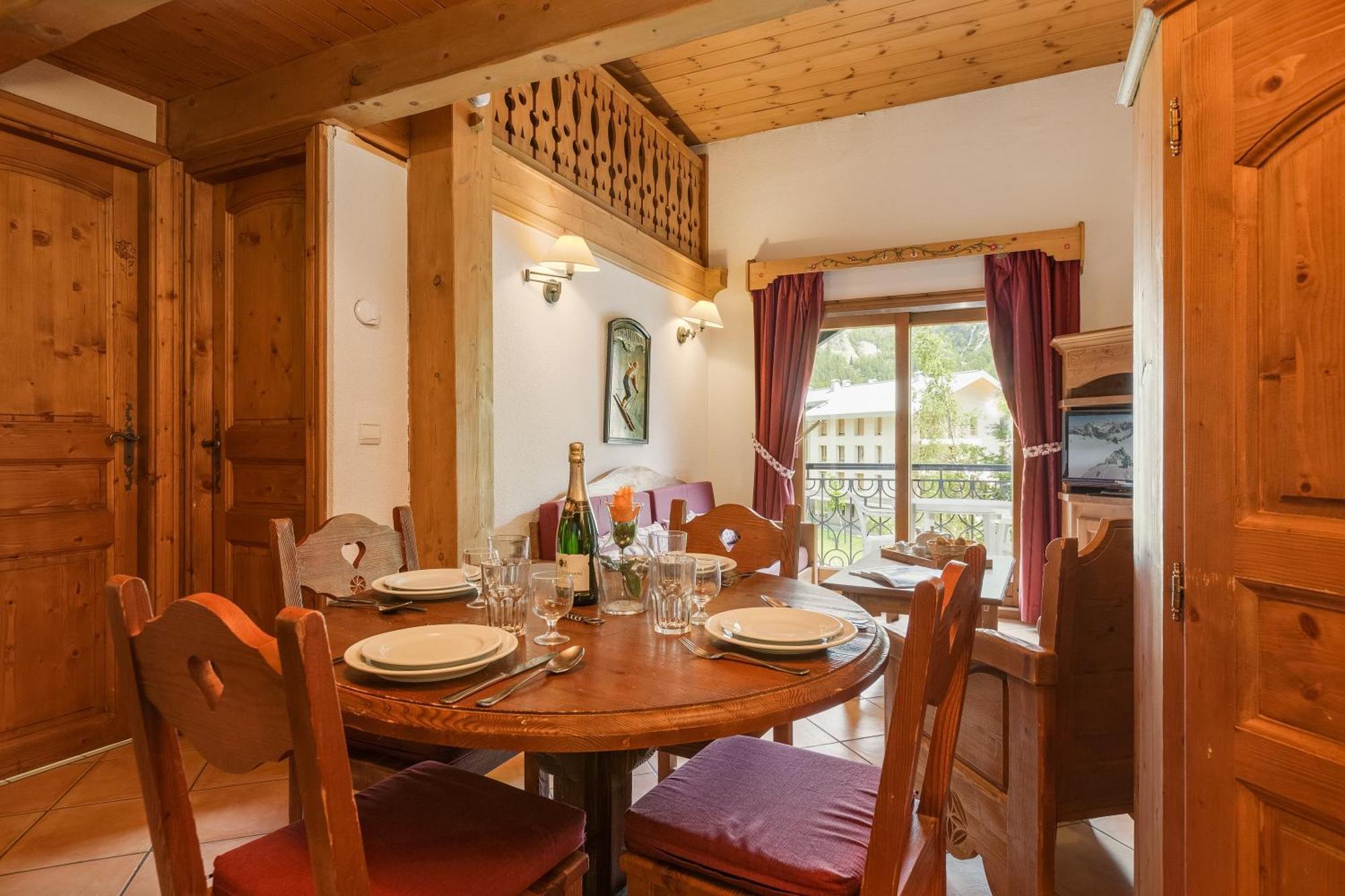 Residence Le Cristal Apartments - Happy Rentals Шамоні Екстер'єр фото