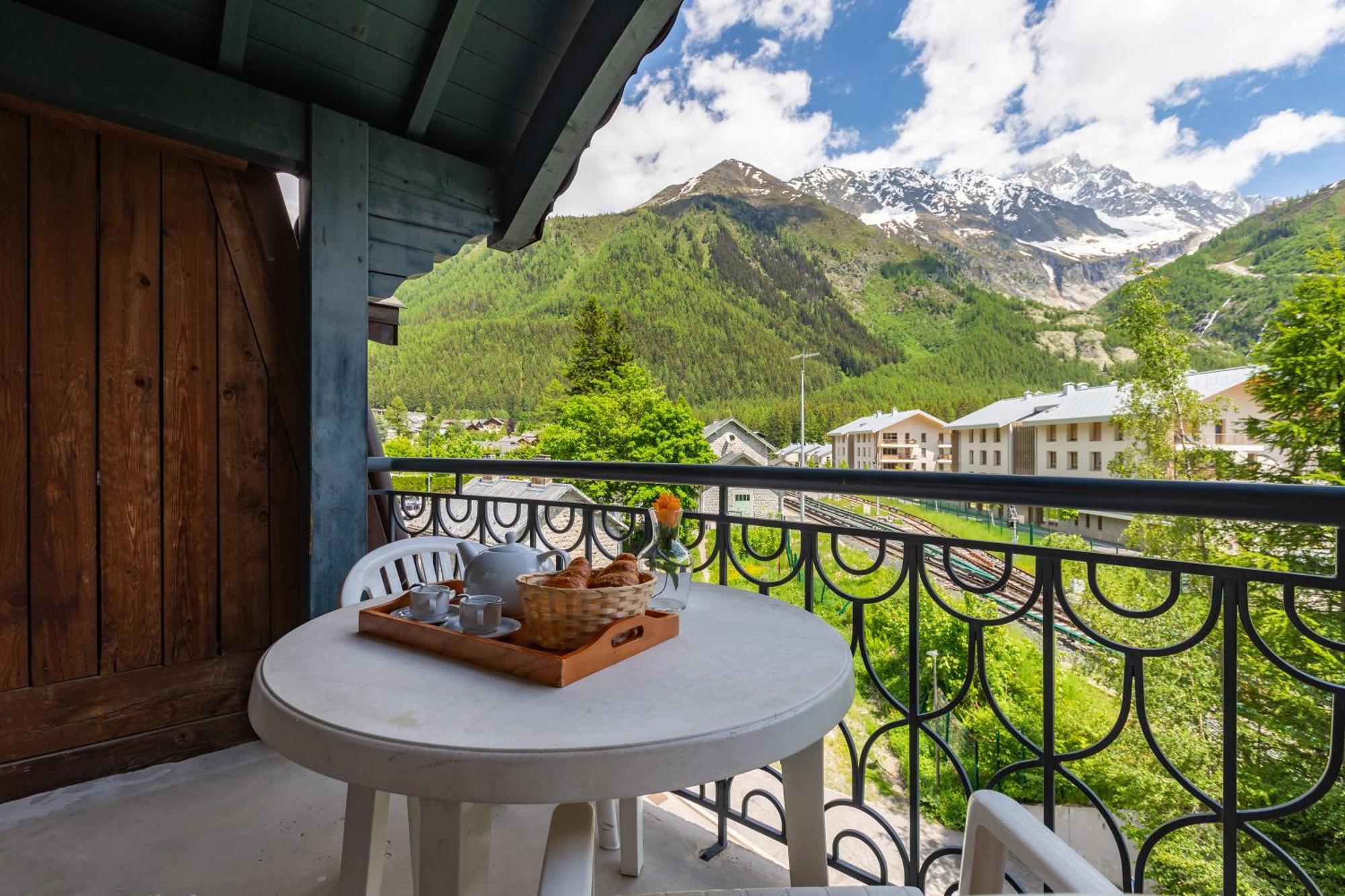 Residence Le Cristal Apartments - Happy Rentals Шамоні Екстер'єр фото